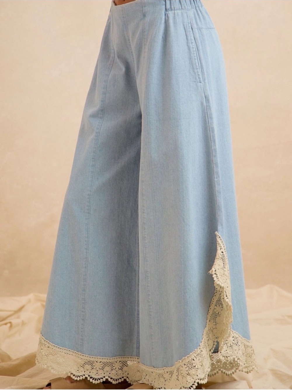 Bibi NWT Light Blue Wide-Leg Boho Jeans with Tulip Lace Trim